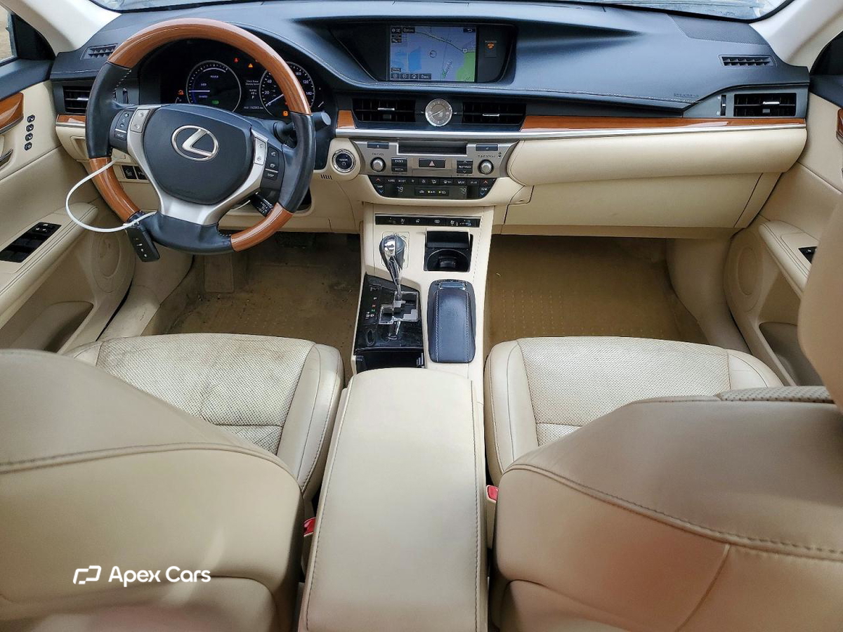 Lexus ES 2015