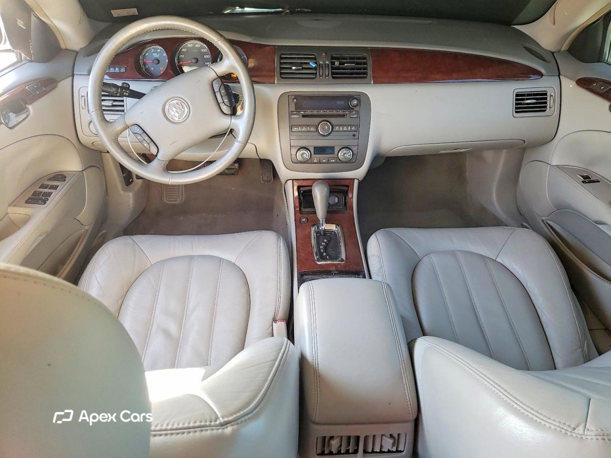 Buick Lucerne 2010