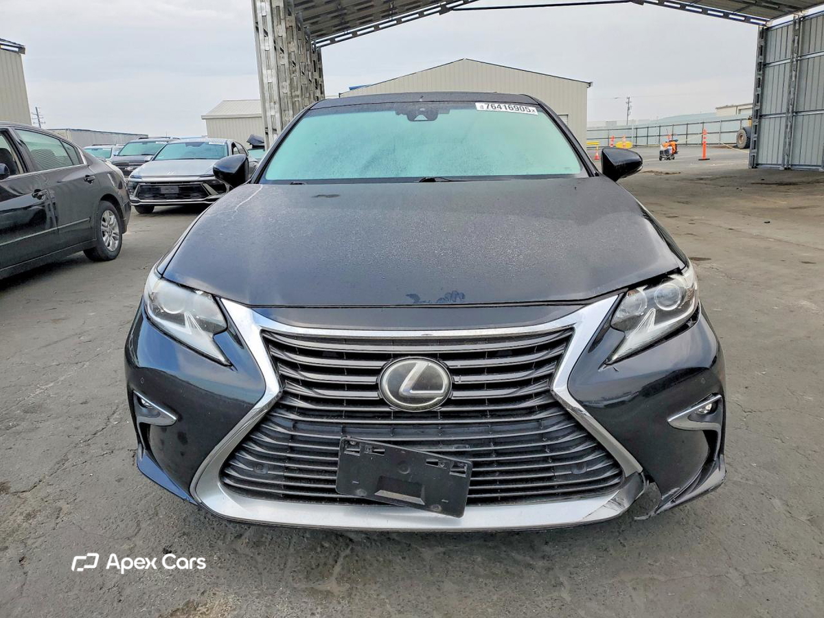 Lexus ES 2017