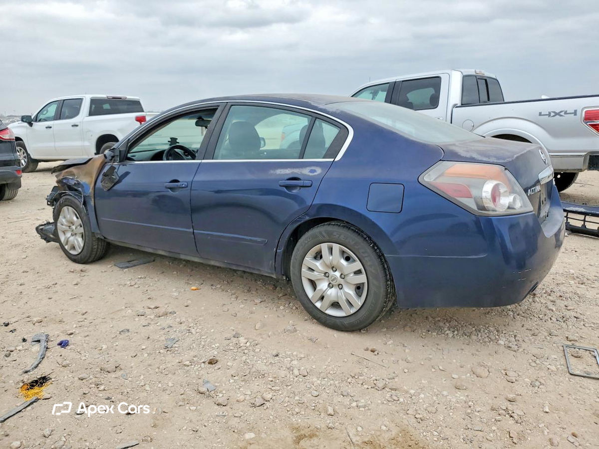 Nissan Altima 2012