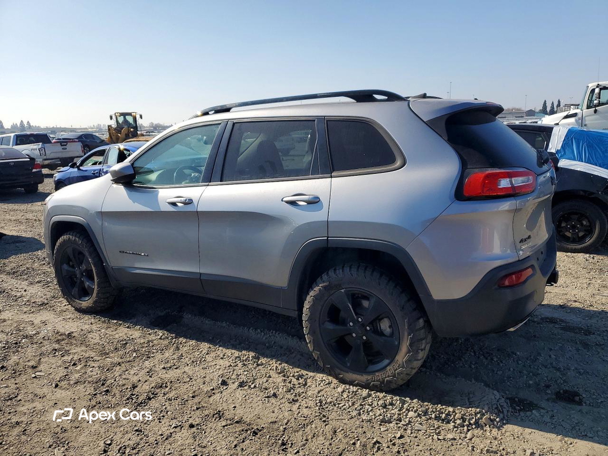 Jeep Grand Cherokee 2016