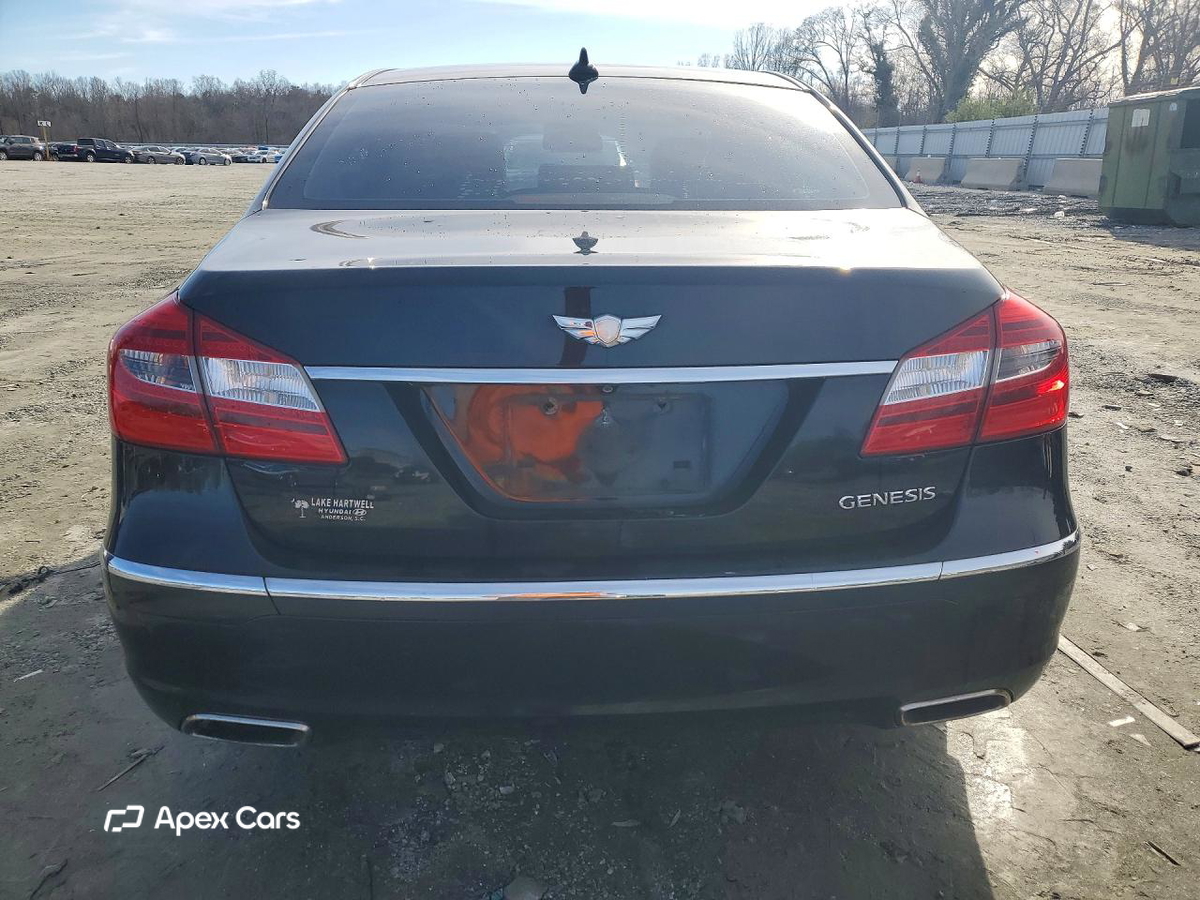 Hyundai Genesis 2014