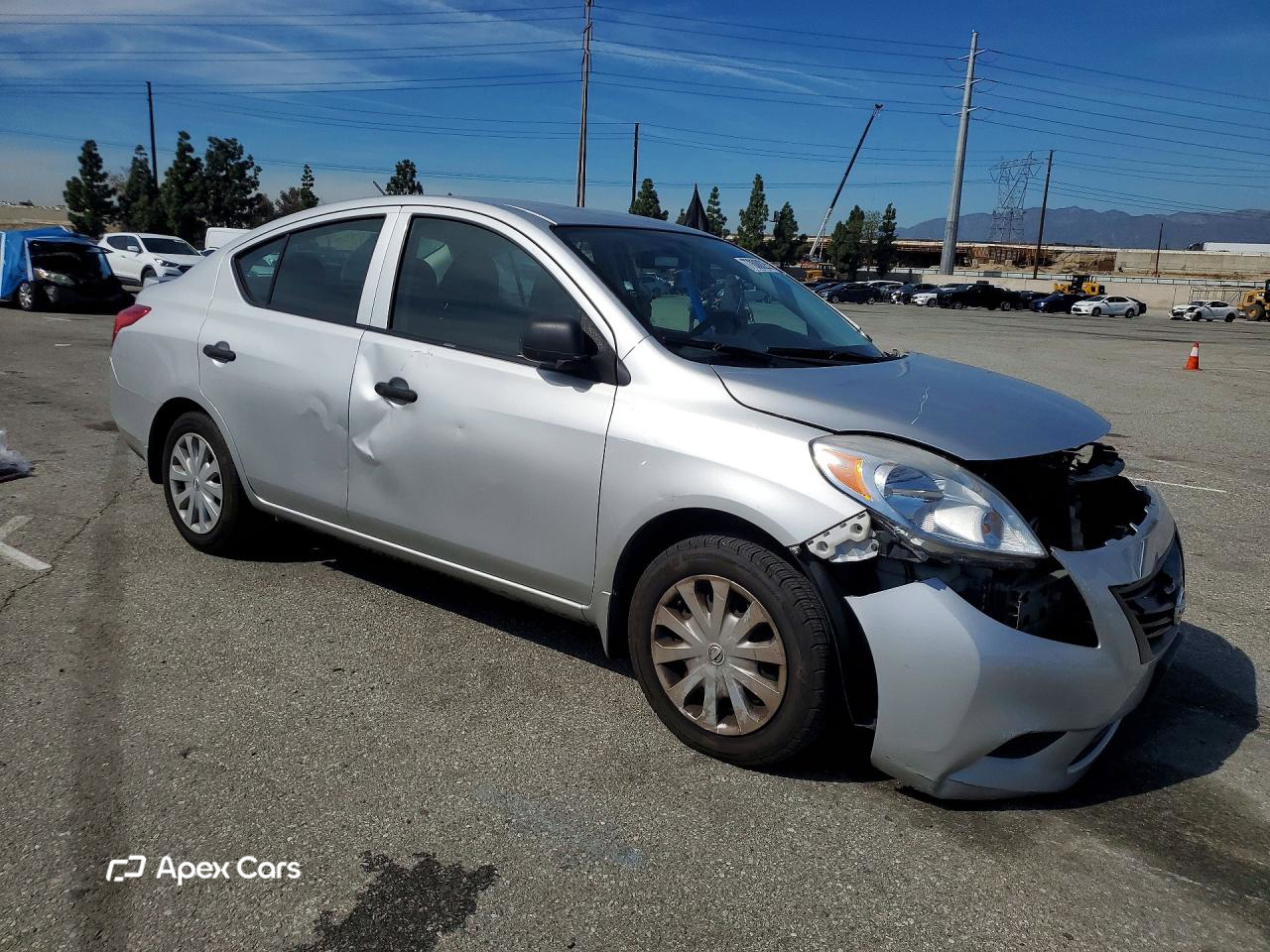 Nissan Versa 2014