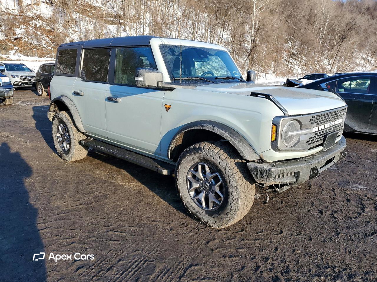 Ford Bronco 2024