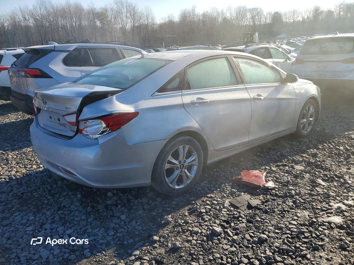 Hyundai Sonata 2011