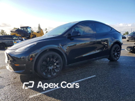 Tesla Model Y 2023 - Image 1 of 14