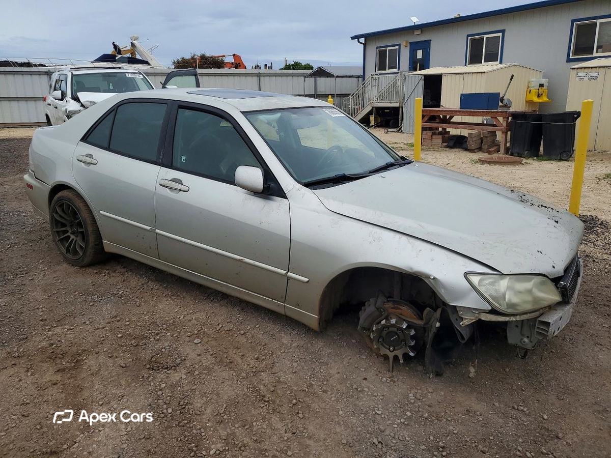 Lexus IS 2002