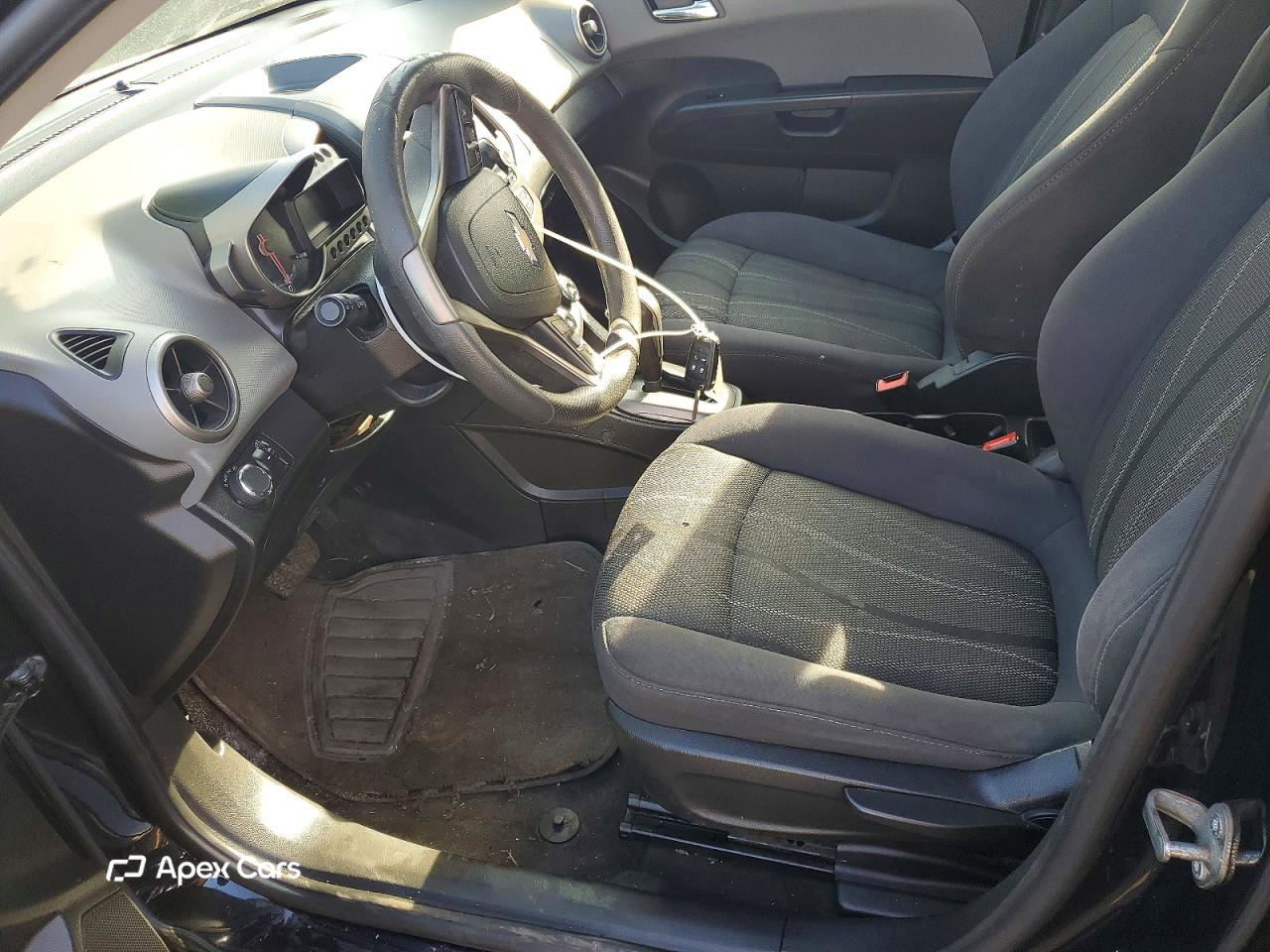 Chevrolet Sonic 2015
