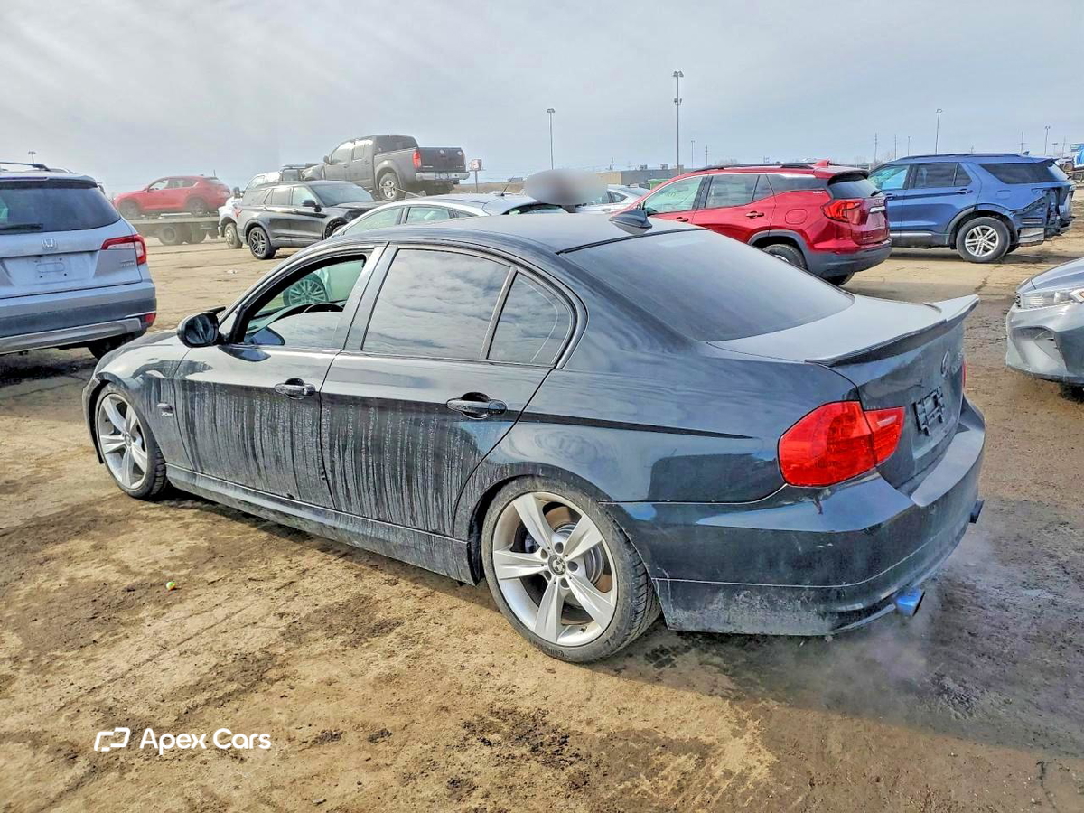 BMW Series 3 2011