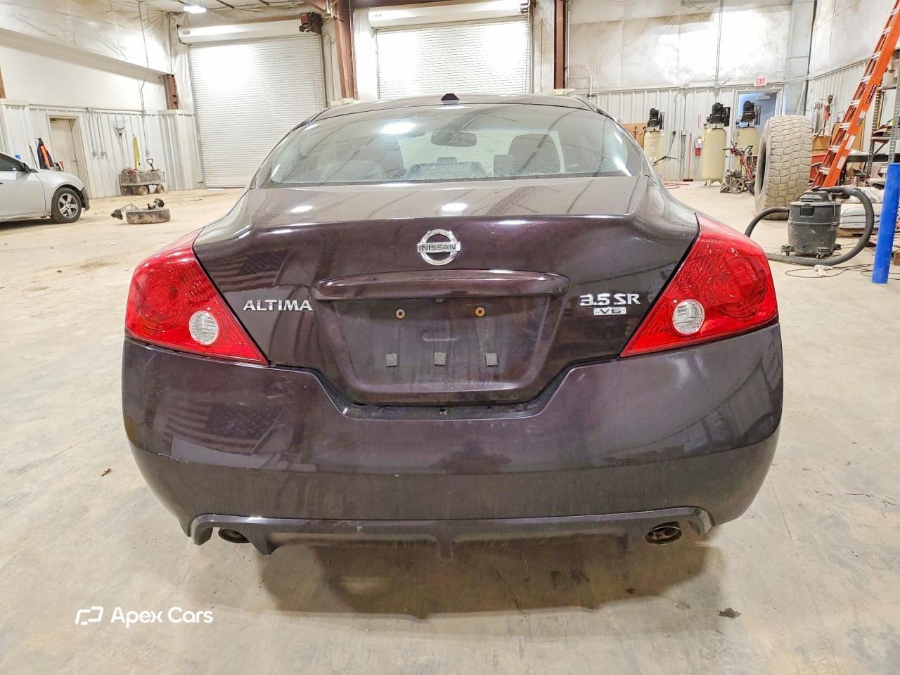 Nissan Altima 2010