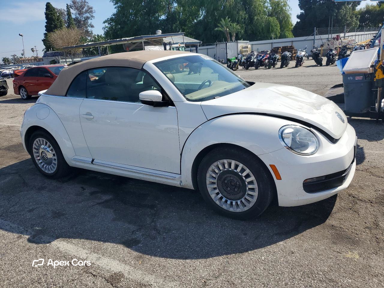 Volkswagen Beetle 2014