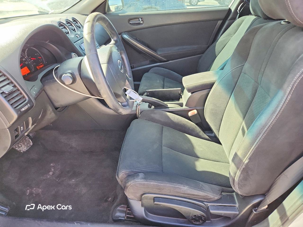 Nissan Altima 2012