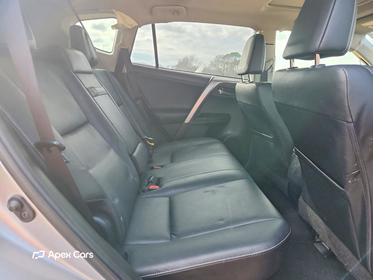 Toyota RAV 4 2016