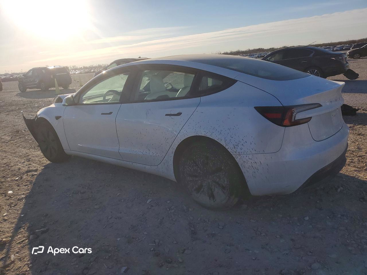 Tesla Model 3 2025
