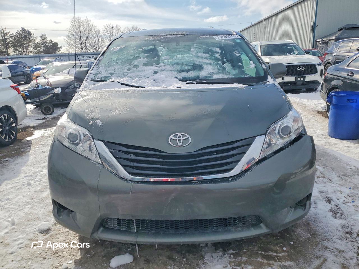 Toyota Sienna 2014