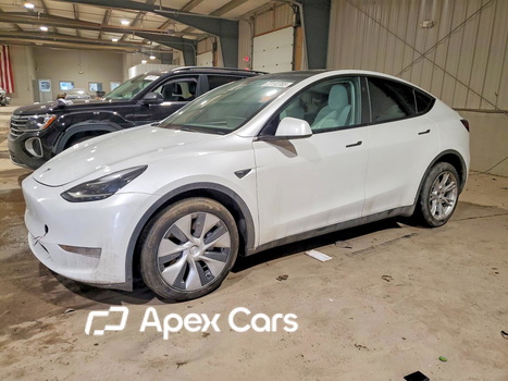 Tesla Model Y 2023 - Image 1 of 14