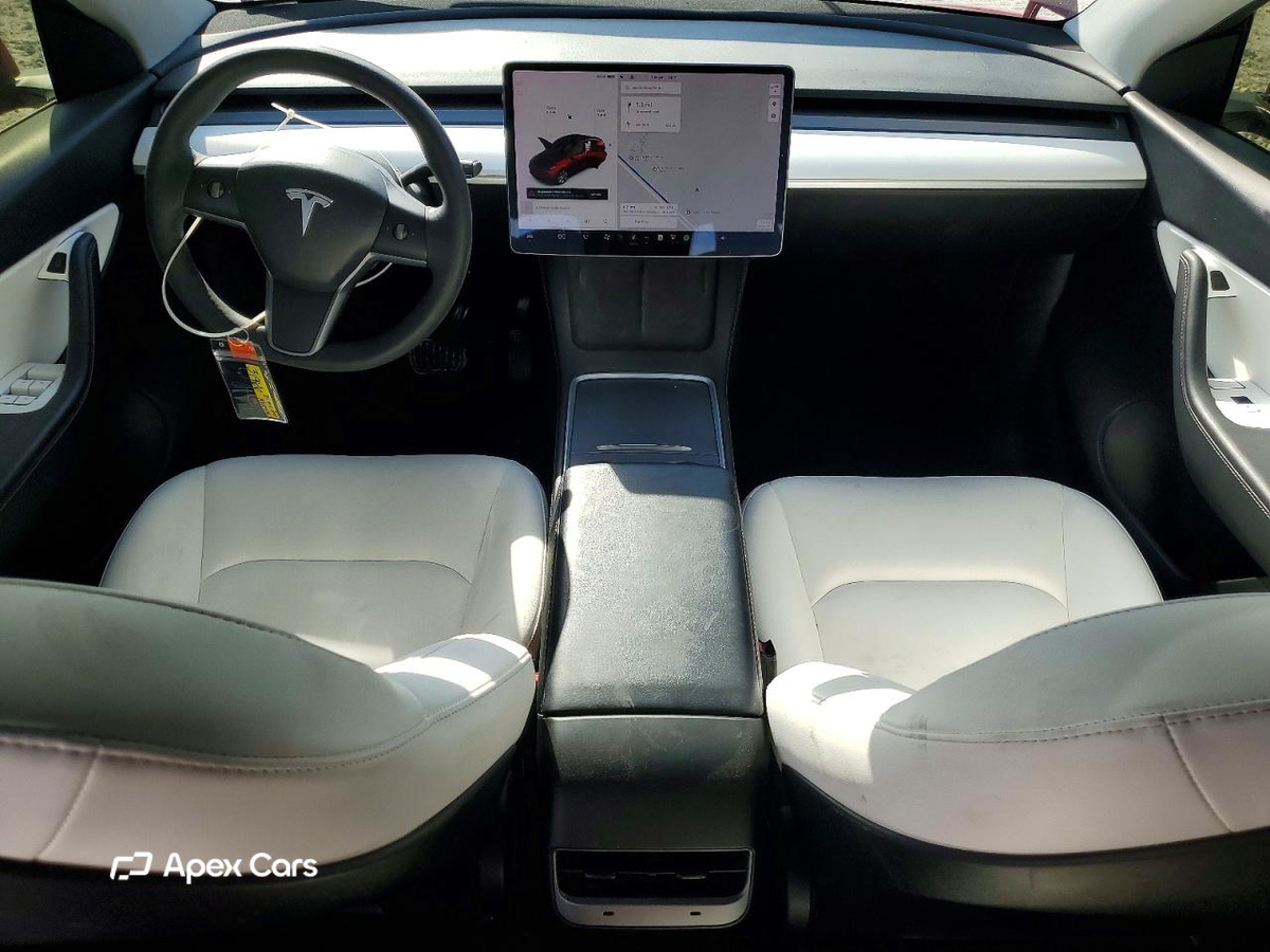 Tesla Model Y 2021