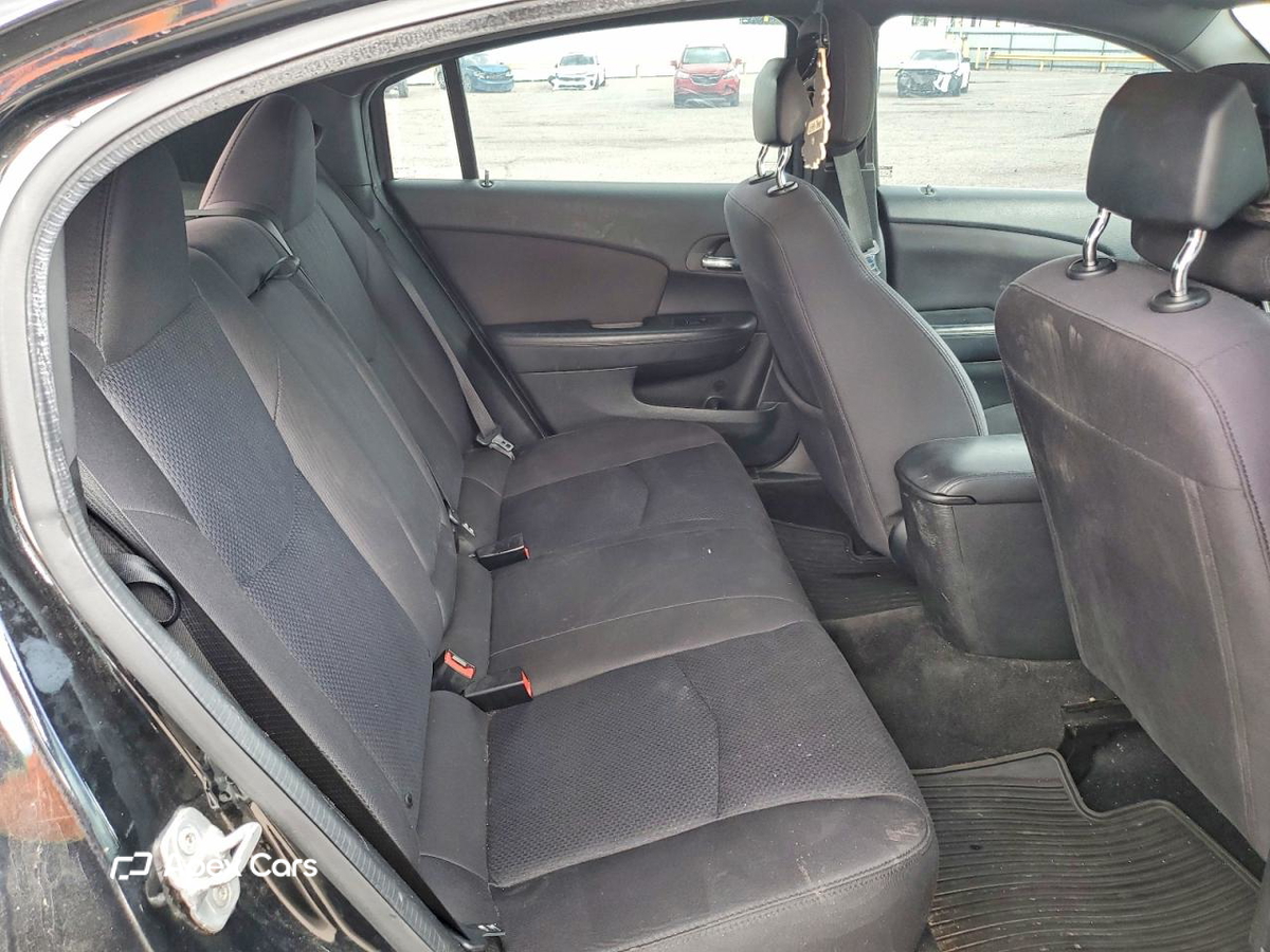 Chrysler 200 2013