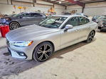 Volvo S60 2022