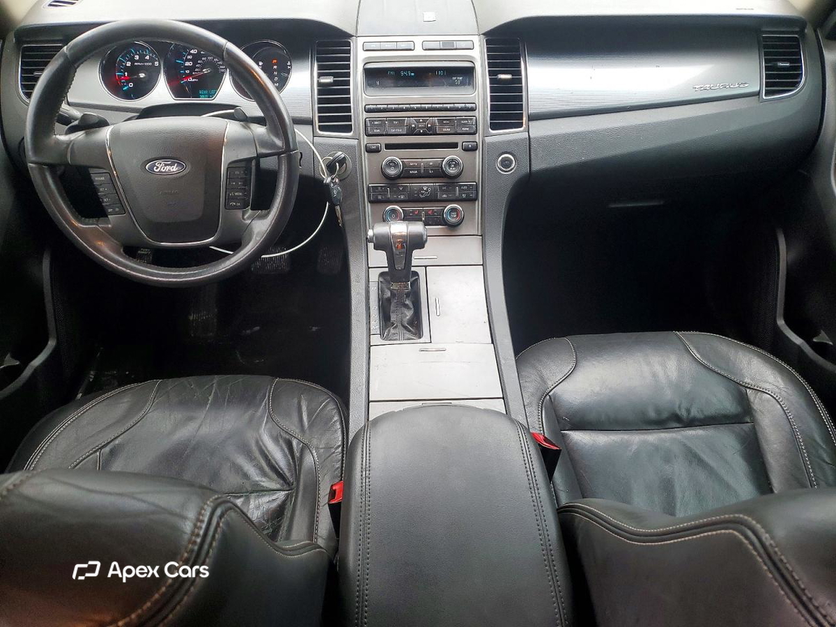 Ford Taurus 2011