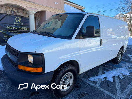 Chevrolet Express 2015 - Image 1 of 12