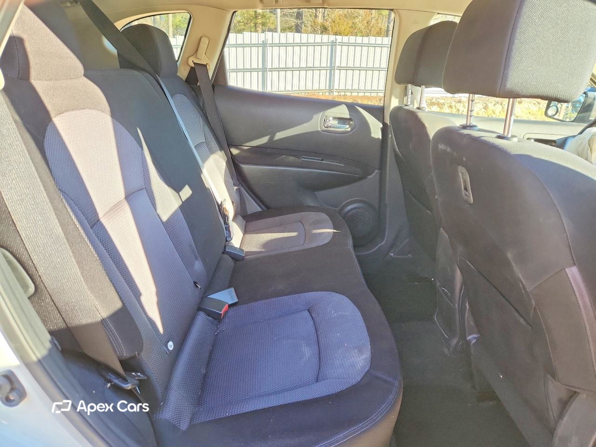 Nissan Rogue 2012