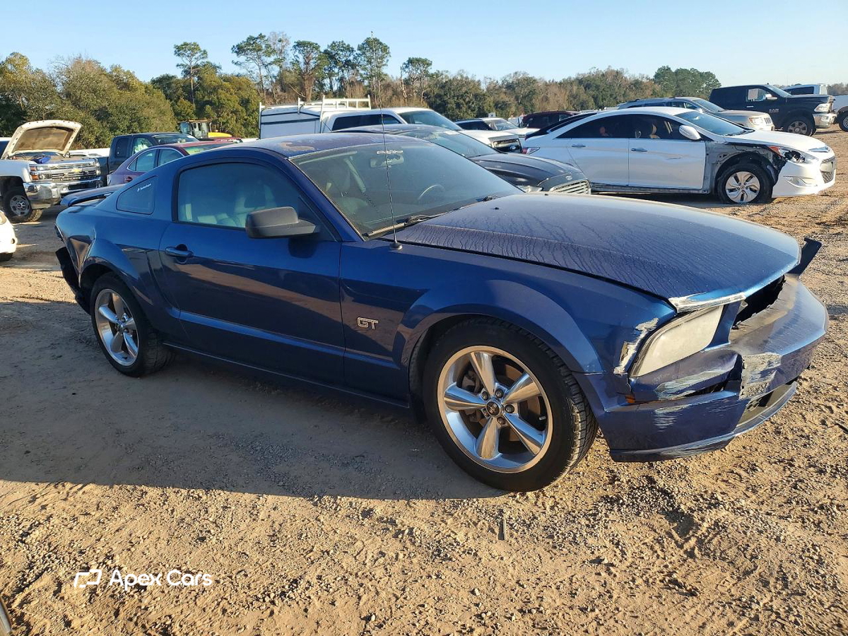 Ford Mustang 2006