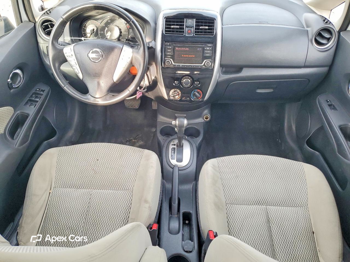 Nissan Versa 2017