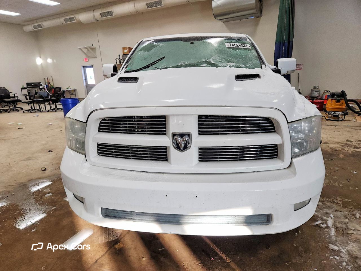 Dodge RAM 2011