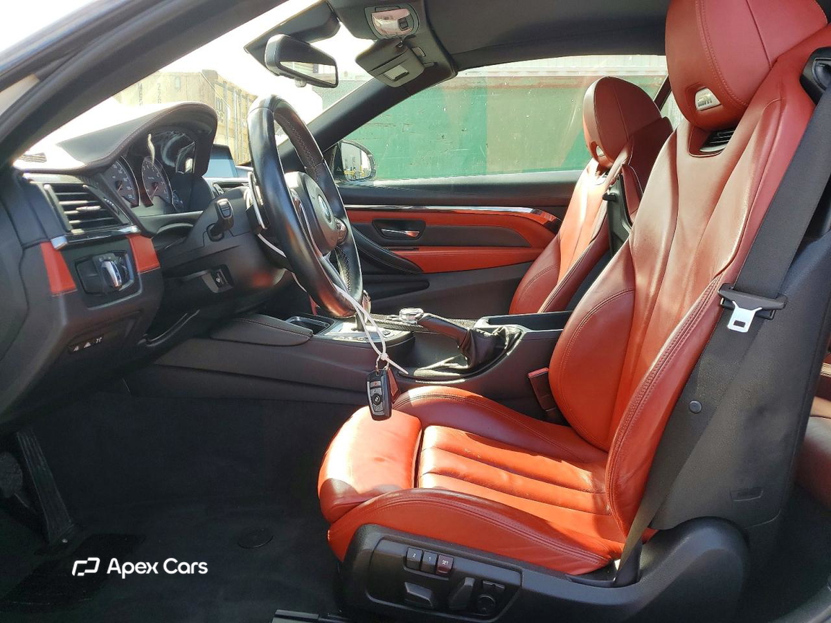 BMW M4 2015