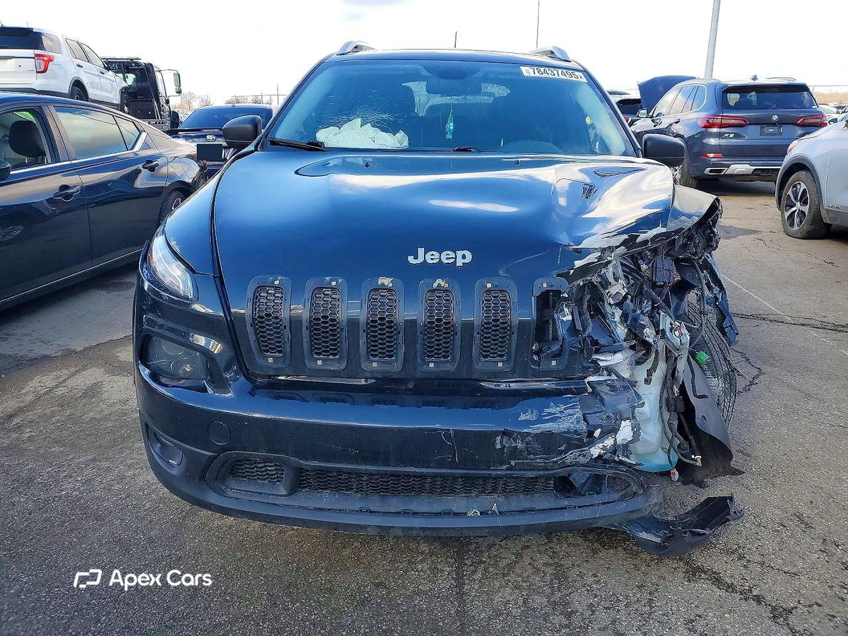 Jeep Grand Cherokee 2016