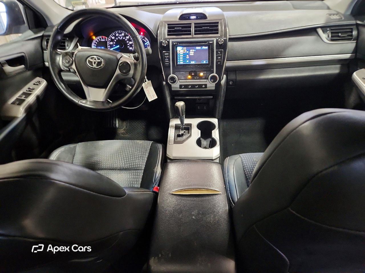 Toyota Camry 2012