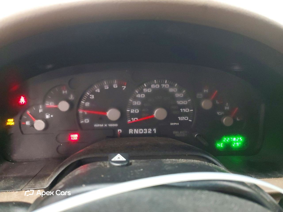 Ford Explorer 2003
