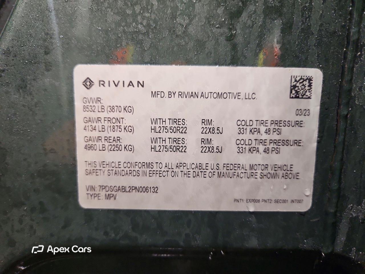 Rivian R1S 2023