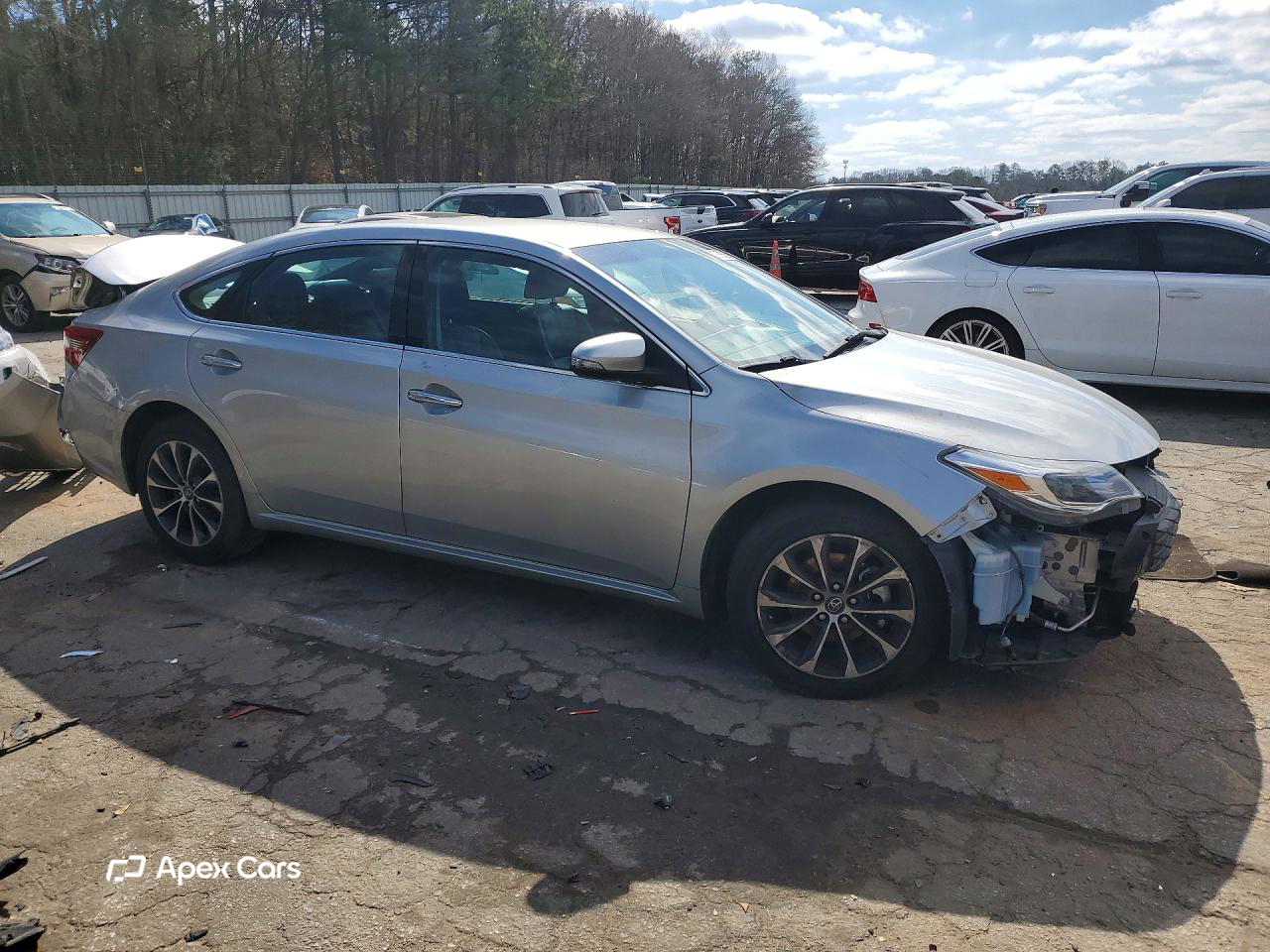 Toyota Avalon 2016