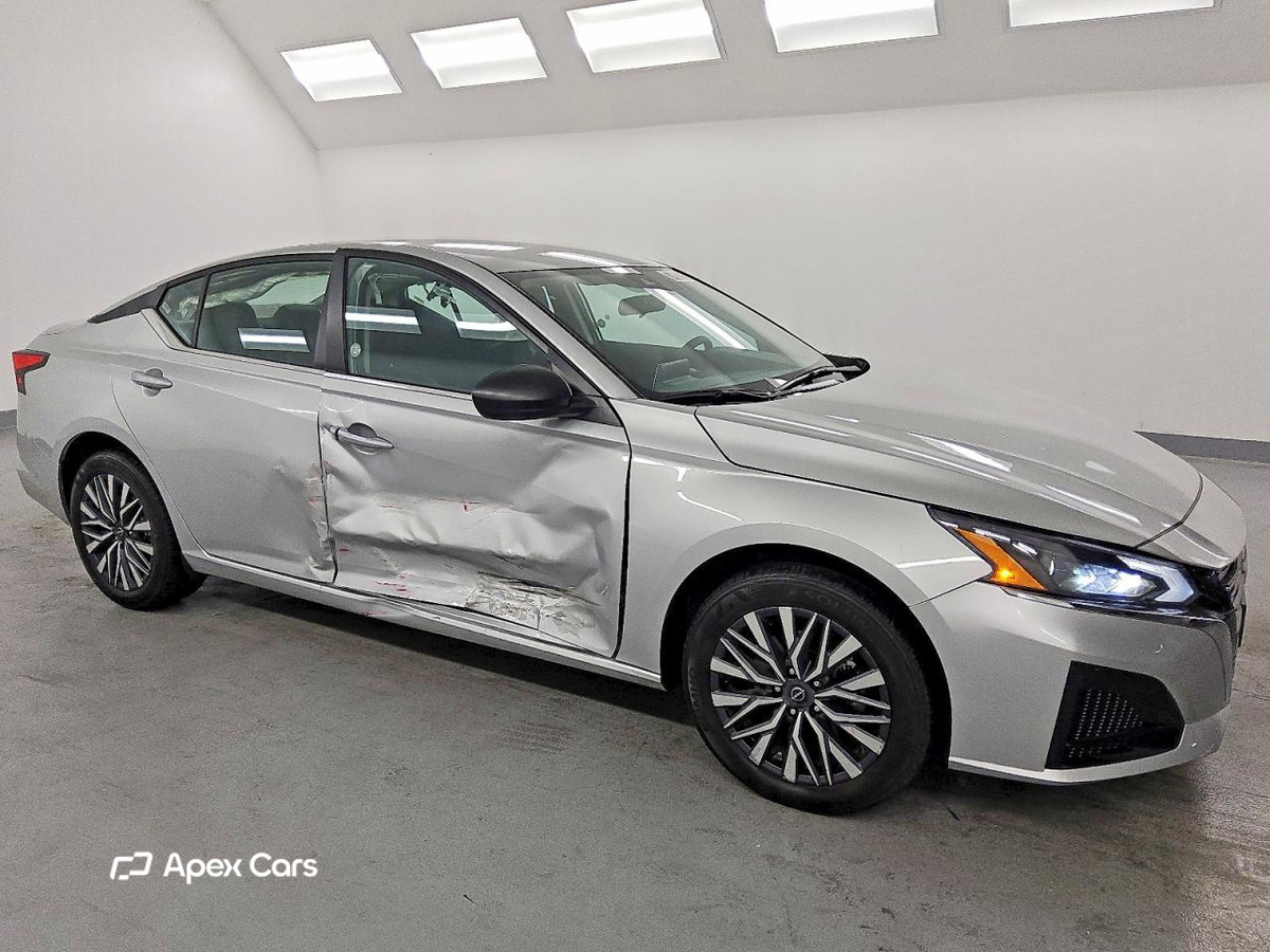 Altima 2025