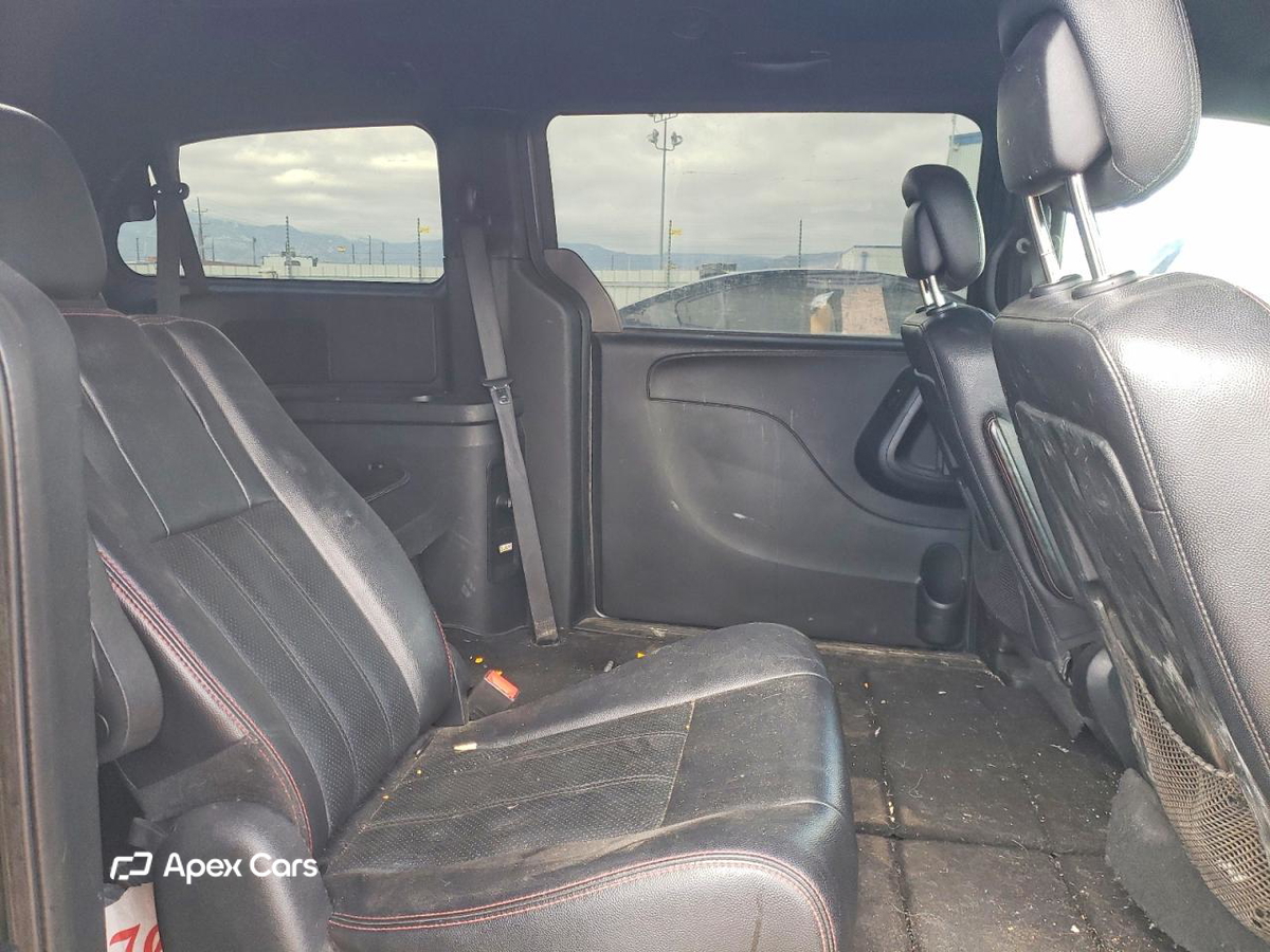 Dodge Caravan 2016