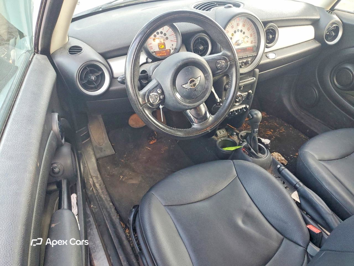 MINI Cooper 2013