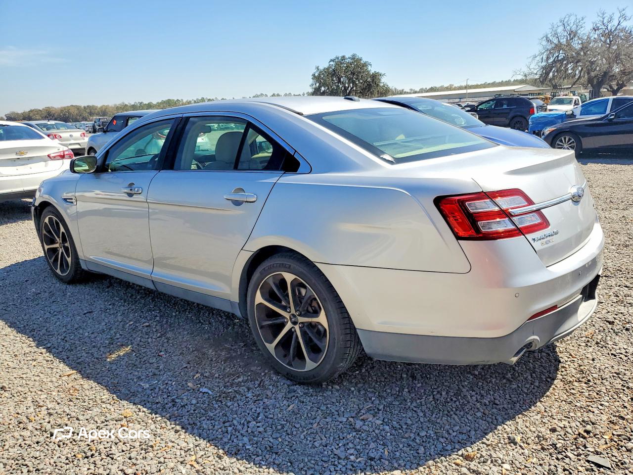 Ford Taurus 2015