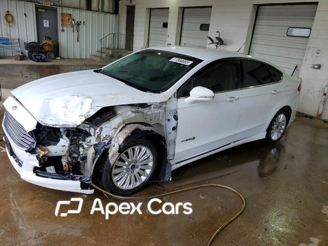 Ford Fusion 2015 - Image 1 of 13