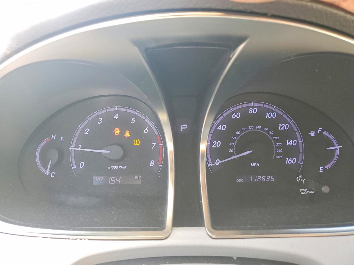 Toyota Avalon 2012