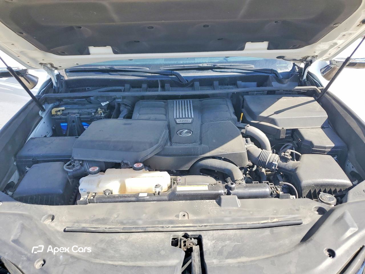 Lexus LX 2023