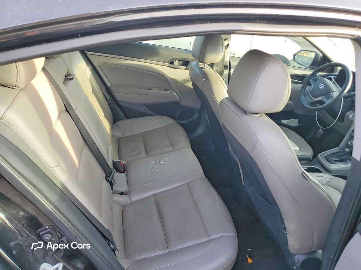 Hyundai Elantra 2017