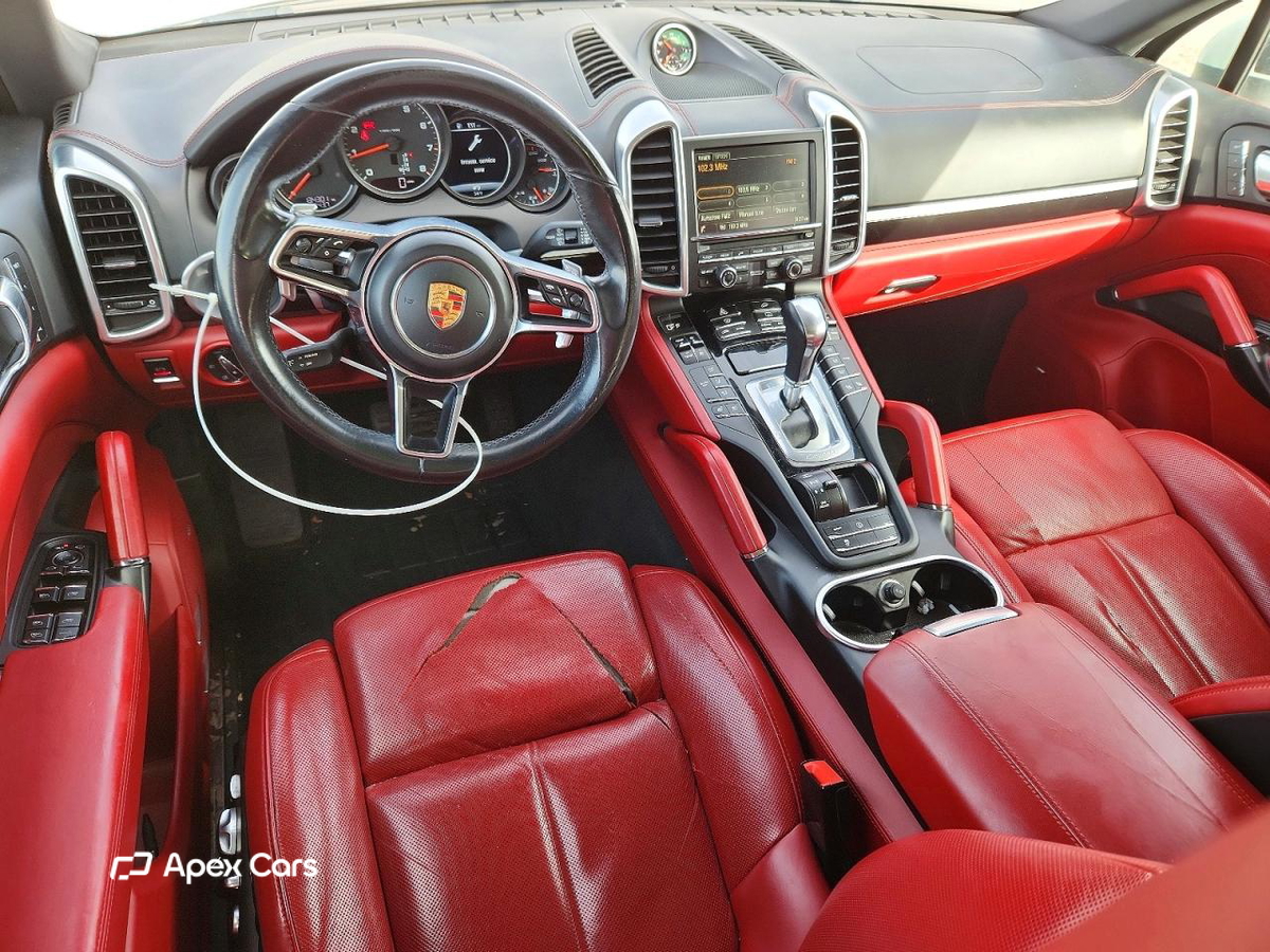 Porsche Cayenne 2016