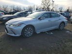 Lexus ES 2019