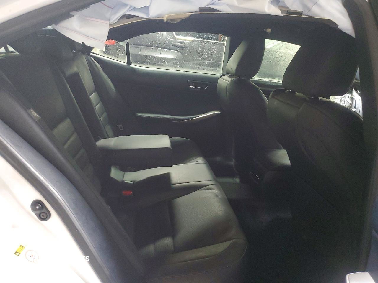 Lexus IS 2015