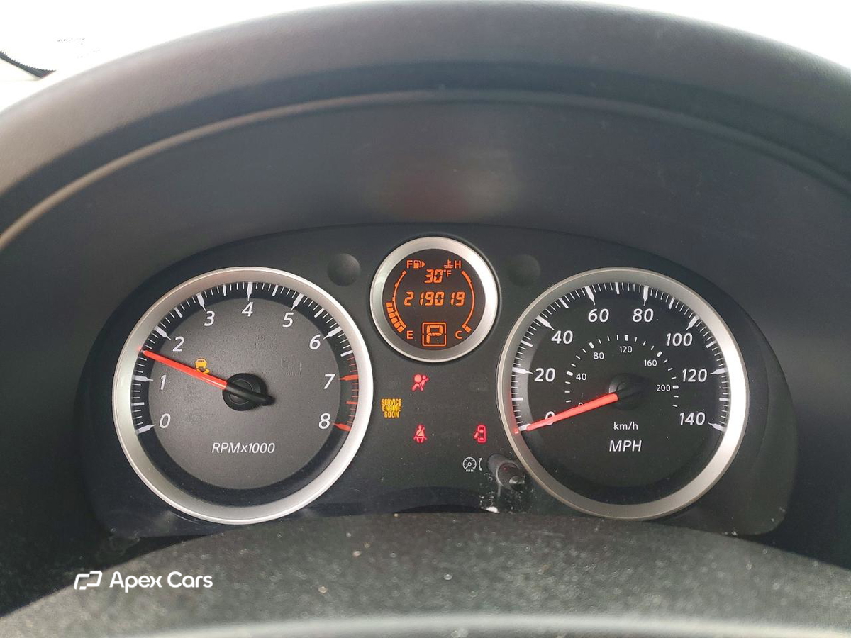 Nissan Sentra 2012