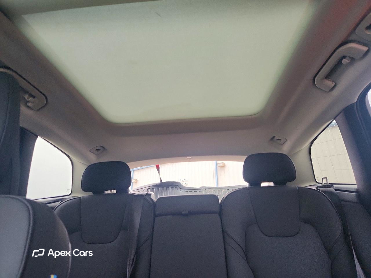 Volvo XC60 2026