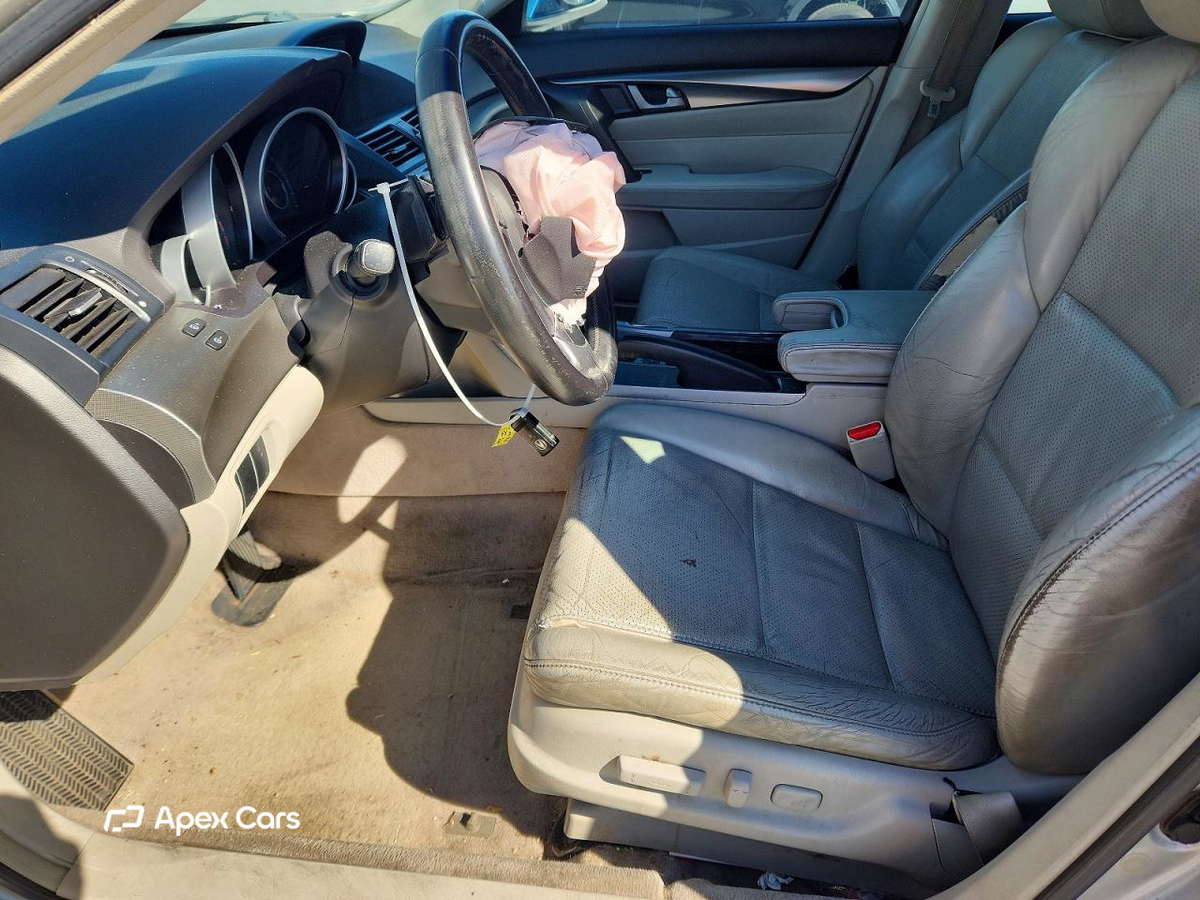 Acura TL 2011