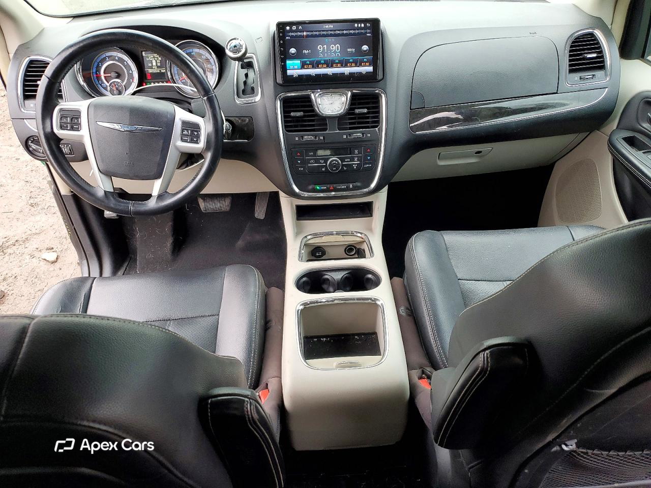 Chrysler Voyager 2016